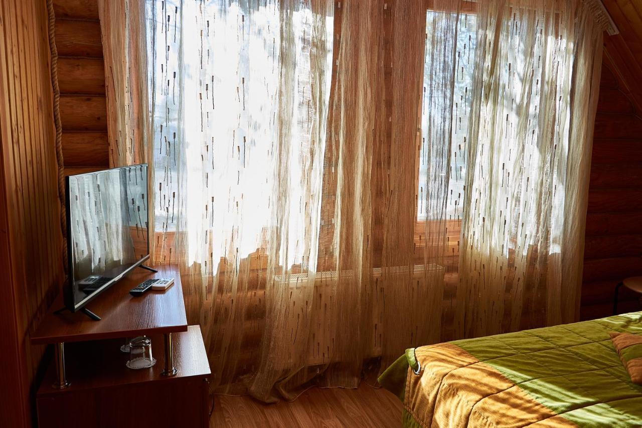 Gostiniy Dvor Non-Stop Hotel Kherson Exterior photo